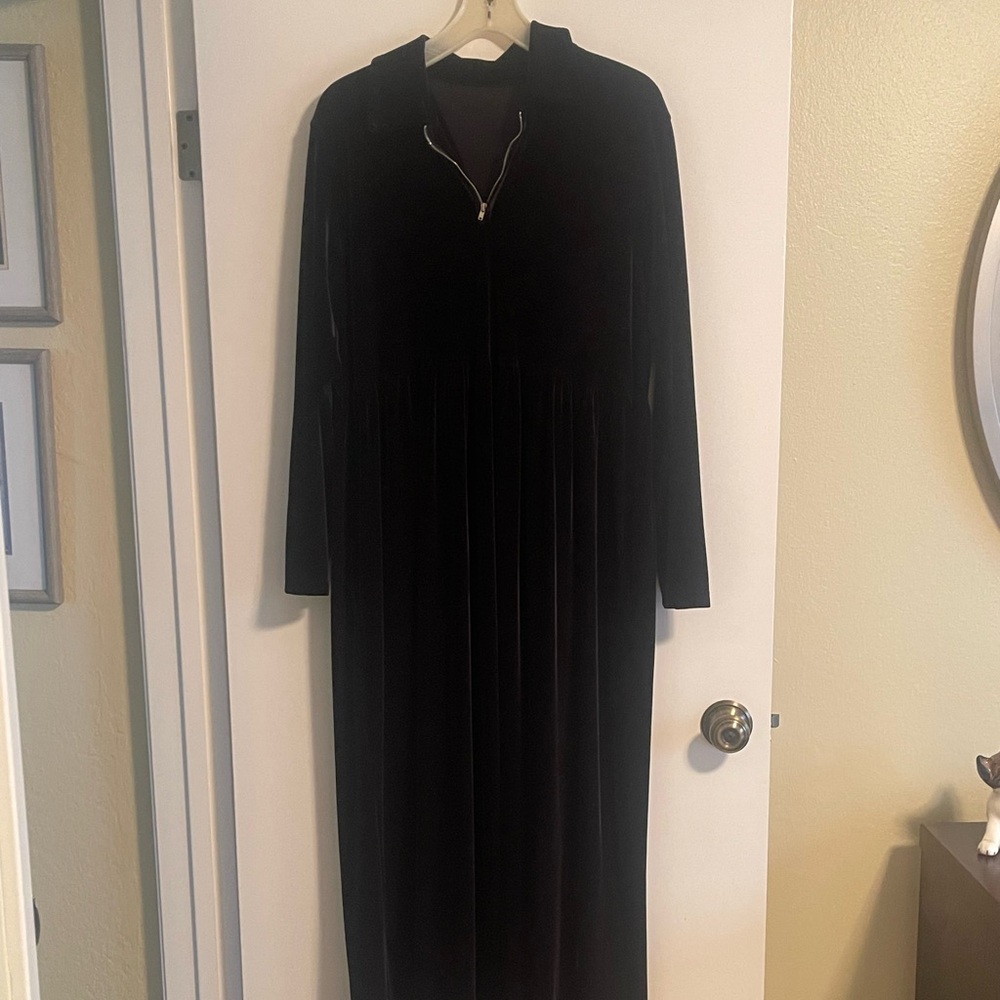 Chic Black Long Sleeve Dress